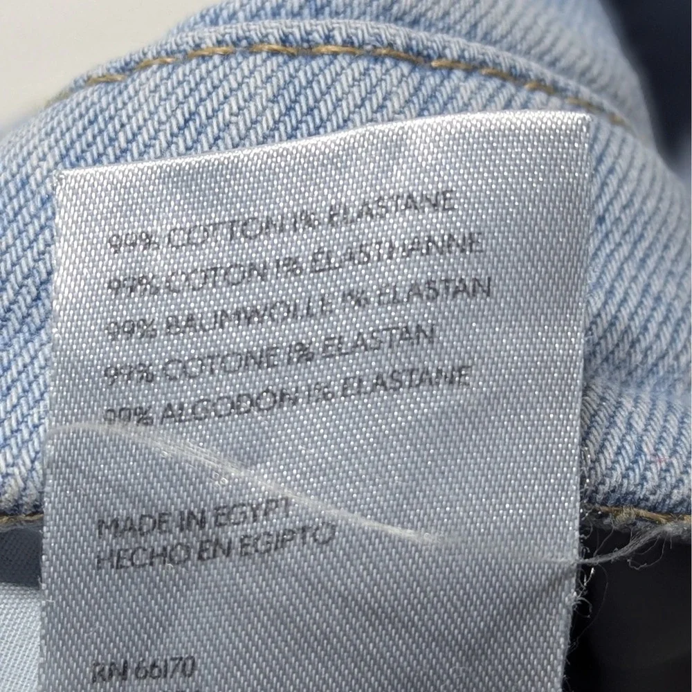 BDG Urban Outfitters High & Wide Jeans Size 32 Light Wash Wide Leg‎ High Rise